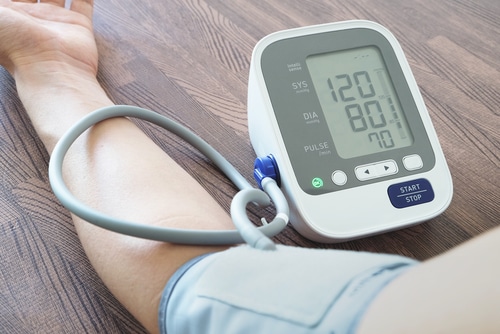 why-our-blood-pressure-rises-with-age-andromenopause