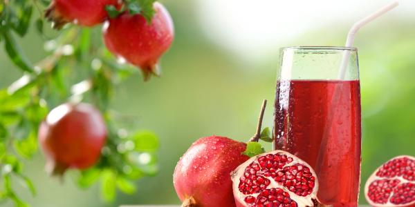 Pomegranate Contains Antioxidants that Offer Health Benefits