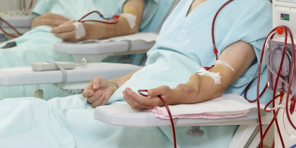 For Some Older Adults With Kidney Failure, Dialysis May Not be the Best Option